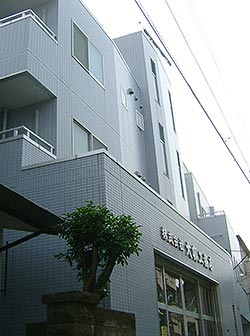 大卯工務店作業場