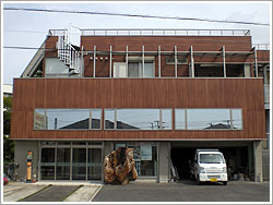 石橋建築社屋