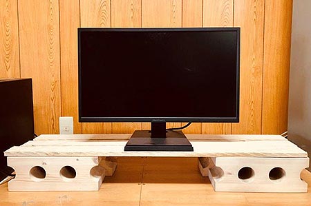 木製ブロック活用例（パソコン台として）